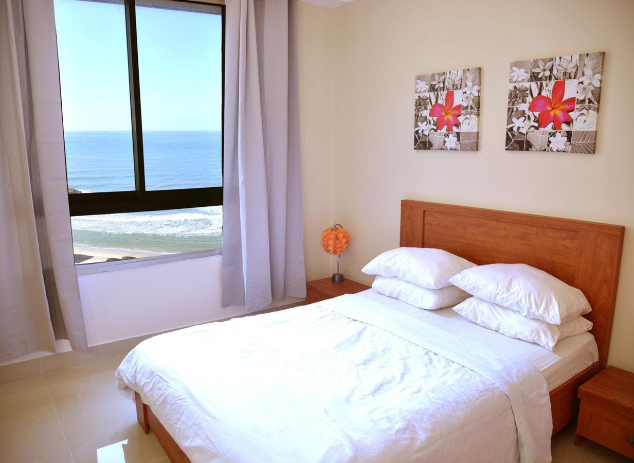 Apartments On The Beach Haifa Exterior foto